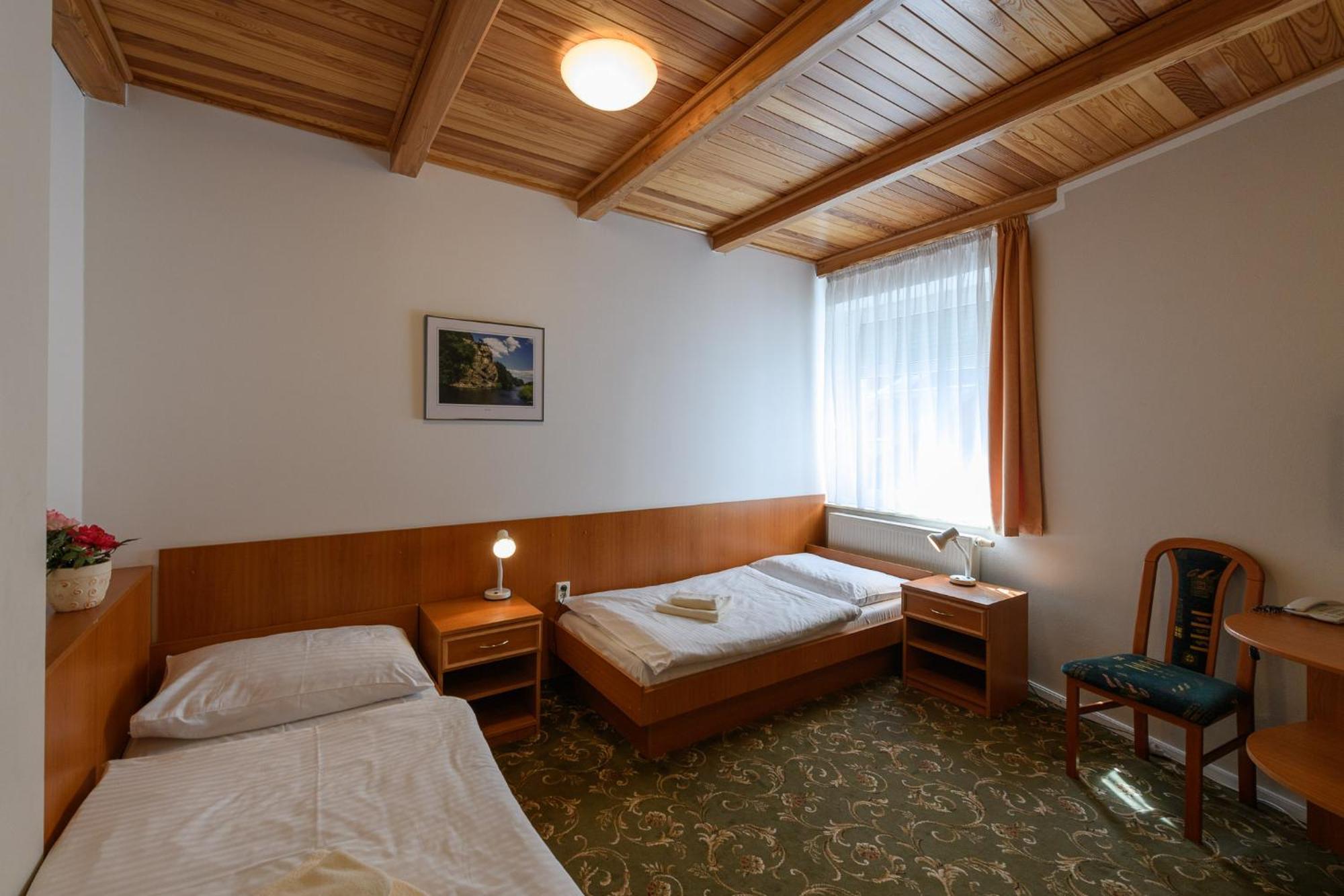 Sport-V-Hotel Hrotovice Εξωτερικό φωτογραφία