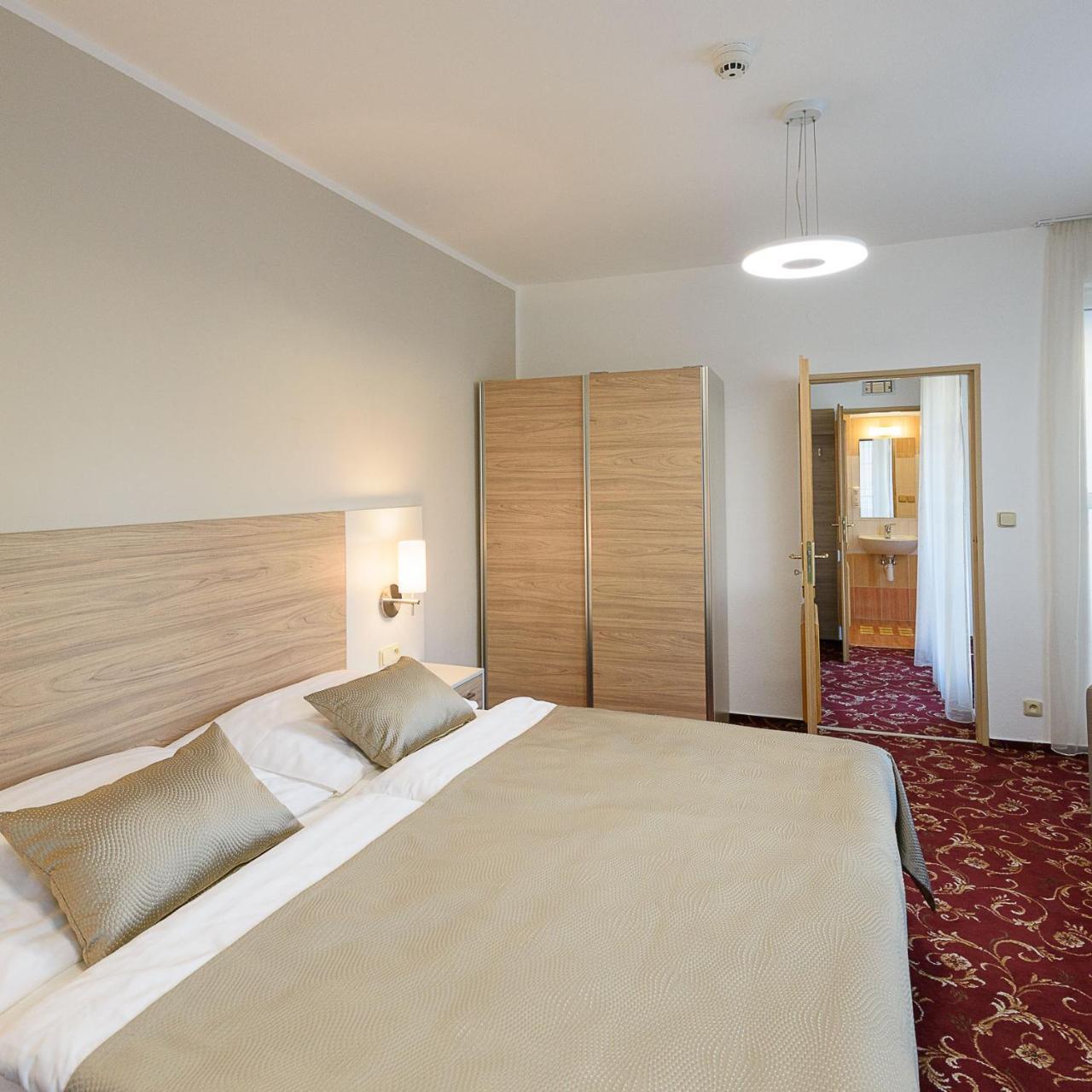 Sport-V-Hotel Hrotovice Εξωτερικό φωτογραφία